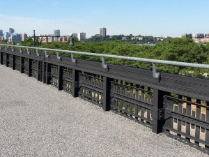 New section with railroad fence; High Line; 8/2/15